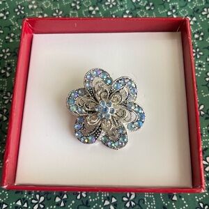 Vintage Floral Cluster Brooch with Iridescent Paste Gems